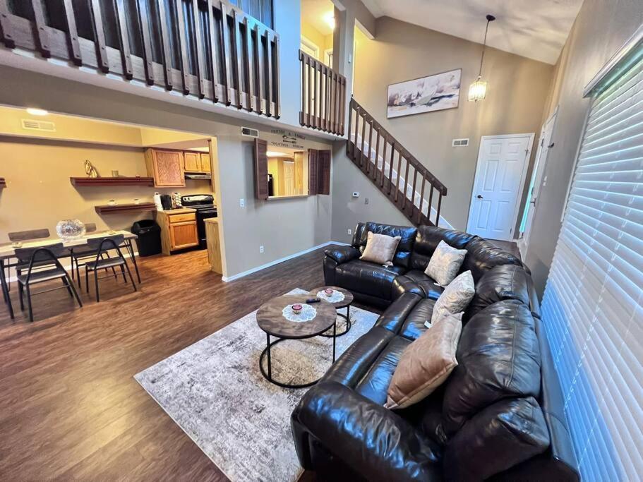 Апартаменти The Cozy Townhouse Wpafb & Wsu Фейрборн Екстер'єр фото